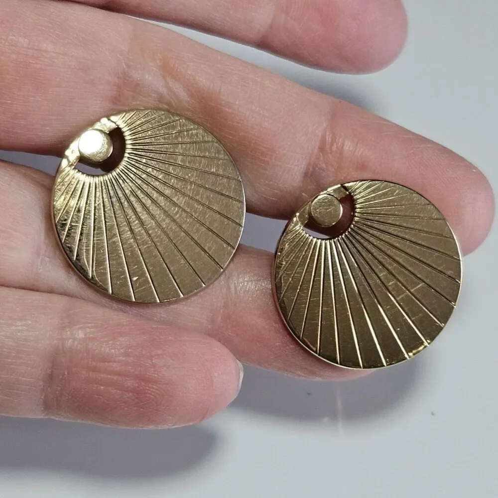 Vintage Swank Cufflinks Mens Gold Tone Metal Shell Design Set